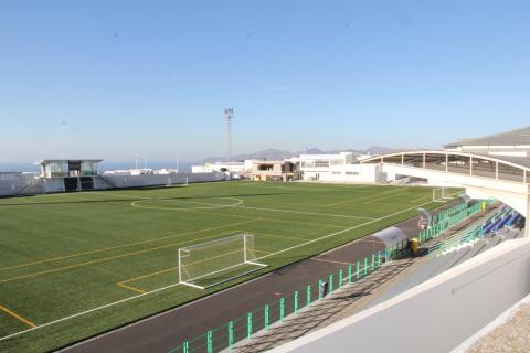 Campo de fútbol de Tías (Lanzarote) / CanariasNoticias.es Campo de fútbol de Tías (Lanzarote) / CanariasNoticias.es