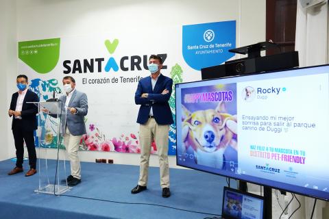 Presentación de las campañas la tenencia responsable de mascotas en Santa Cruz de Tenerife / CanariasNoticias.es Presentación de las campañas la tenencia responsable de mascotas en Santa Cruz de Tenerife / CanariasNoticias.es