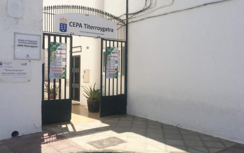 Escuela de Adultos. Yaiza/ canariasnoticias Escuela de Adultos. Yaiza/ canariasnoticias