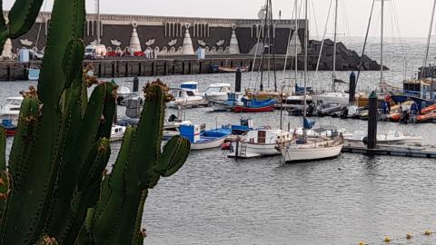 Patera en el muelle de La Restinga. El Hierro/ canariasnoticias