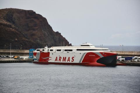 Catamarán Volcán de Tirajana de Naviera Armas / CanariasNoticias.es Catamarán Volcán de Tirajana de Naviera Armas / CanariasNoticias.es