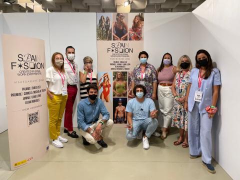 Cuatro firmas de Gran Canaria Moda Cálida en la feria "Maredamare" de Florencia / CanariasNoticias.es Cuatro firmas de Gran Canaria Moda Cálida en la feria "Maredamare" de Florencia / CanariasNoticias.es