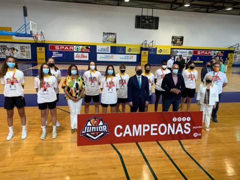 Homenaje del Ayuntamiento de Las Palmas de Gran Canaria al Spar Gran Canaria Junior tras ganar Campeonato de España / CanariasNoticias.es