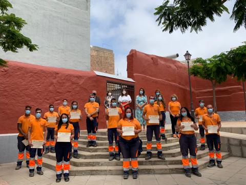 Entregan los certificados profesionales al alumnado del PFAE Magarza / CanariasNoticias.es Entregan los certificados profesionales al alumnado del PFAE Magarza / CanariasNoticias.es