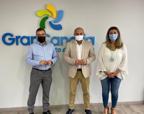 El consejero Carlos Álamo, el alcalde de Valsequillo, Francisco Atta y la concejala de turismo Natalia Ramírez / CanariasNoticias.es El consejero Carlos Álamo, el alcalde de Valsequillo, Francisco Atta y la concejala de turismo Natalia Ramírez / CanariasNoticias.es