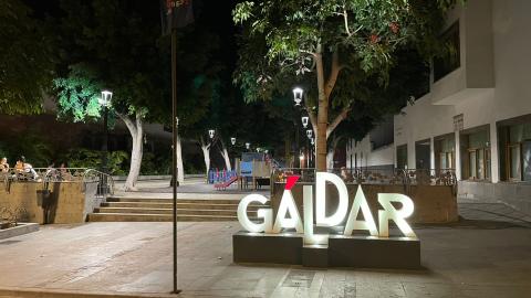 Iluminación led en la Plaza de los Faycanes de Gáldar / CanariasNoticias.es