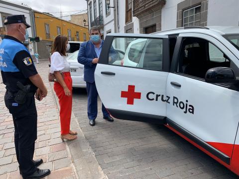 Dos nuevos vehículos para Cruz Roja en Telde / CanariasNoticias.es