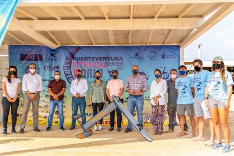 Pájara promociona el campeonato "Fuerteventura Kitefoil World Series 2021" / CanariasNoticias.es Pájara promociona el campeonato "Fuerteventura Kitefoil World Series 2021" / CanariasNoticias.es