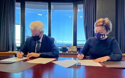 Firma del convenio entre el Gobierno de Canarias y la ULL / CanariasNoticias.es Firma del convenio entre el Gobierno de Canarias y la ULL / CanariasNoticias.es