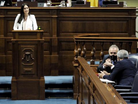 Vidina Espino en el Parlamento de Canarias/ canariasnoticias.es