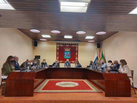 Pleno del Cabildo de El Hierro / CanariasNoticias.es Pleno del Cabildo de El Hierro / CanariasNoticias.es