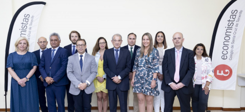 El Colegio de Economistas de Santa Cruz de Tenerife renueva su Junta de Gobierno El Colegio de Economistas de Santa Cruz de Tenerife renueva su Junta de Gobierno