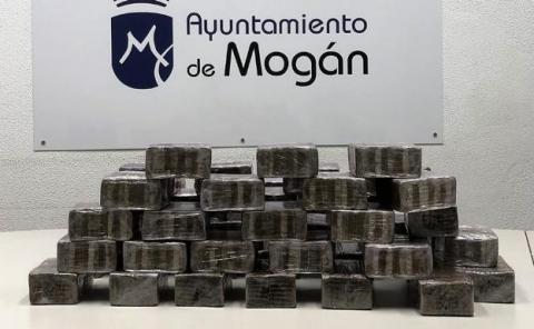 Hachís en la Playa de Costa Alegre/ canariasnoticias.es Hachís en la Playa de Costa Alegre/ canariasnoticias.es