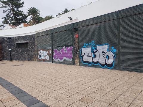 Grafittis en Puerto de la Cruz / CanariasNoticias.es