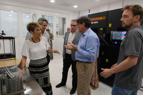 Elena Máñez y Carlos Navarro en el ITC de Pozo Izquierdo (Gran Canaria) / CanariasNoticias.es Elena Máñez y Carlos Navarro en el ITC de Pozo Izquierdo (Gran Canaria) / CanariasNoticias.es