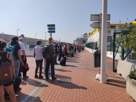 Turistas en San Sebastián de La Gomera / CanariasNoticias.es Turistas en San Sebastián de La Gomera / CanariasNoticias.es
