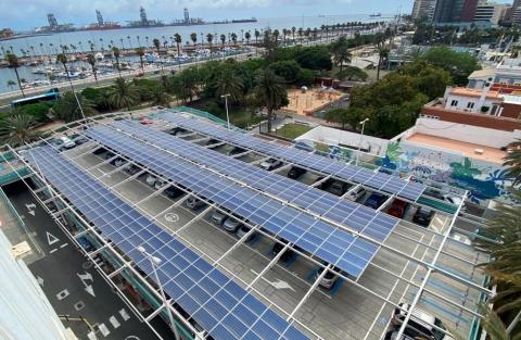 Instalación fotovoltaica en Las Palmas de Gran Canaria / CanariasNoticias.es Instalación fotovoltaica en Las Palmas de Gran Canaria / CanariasNoticias.es