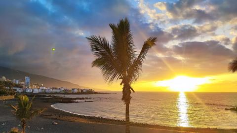 Playa del Castillo en Puerto de la Cruz / CanariasNoticias.es 