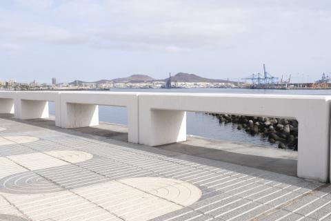 La Avenida Marítima de Las Palmas de Gran Canaria estrena 942 bancos / CanariasNoticias.es La Avenida Marítima de Las Palmas de Gran Canaria estrena 942 bancos / CanariasNoticias.es