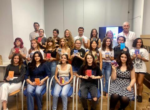 La colección ‘Jóvenes Talentos Literarios’ se entrega a la Biblioteca Insular de Gran Canaria La colección ‘Jóvenes Talentos Literarios’ se entrega a la Biblioteca Insular de Gran Canaria