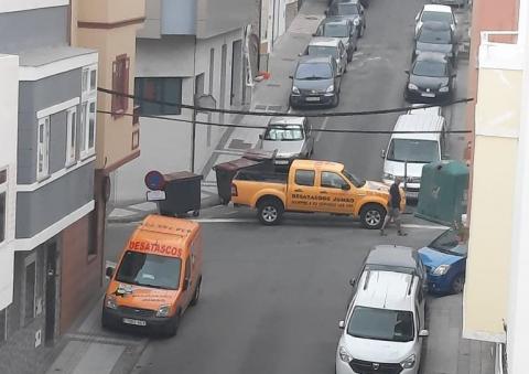 Cortes de tráfico realizados por empresa de desatascos en la Procesión de la Virgen del Pilar 