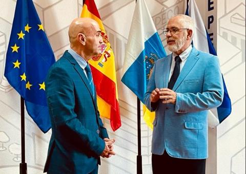 Óscar Izquierdo (FEPECO) e Isidro Martín (APEI) / CanariasNoticias.es Óscar Izquierdo (FEPECO) e Isidro Martín (APEI) / CanariasNoticias.es