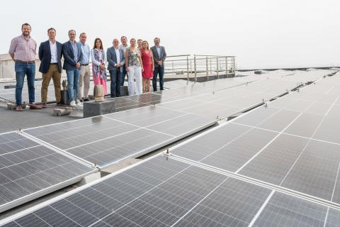 Planta fotovoltaica del centro sociosanitario de Taliarte / CanariasNoticias.es Planta fotovoltaica del centro sociosanitario de Taliarte / CanariasNoticias.es