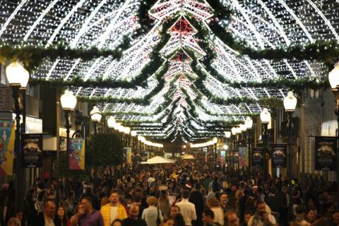 Decoración navideña en Triana en Las Palmas de Gran Canaria / CanariasNoticias.es