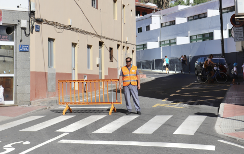 Seguridad en acceso a CEO Nereida Díaz Abreu de Valle Gran Rey / CanariasNoticias.es Seguridad en acceso a CEO Nereida Díaz Abreu de Valle Gran Rey / CanariasNoticias.es