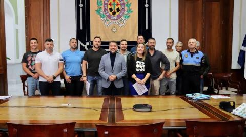 Acuerdo entre Ayuntamiento y sindicato Policia Local Santa Cruz / CanariasNoticias.es