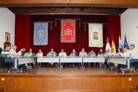 Pleno del Ayuntamiento de Yaiza / CanariasNoticias.es Pleno del Ayuntamiento de Yaiza / CanariasNoticias.es