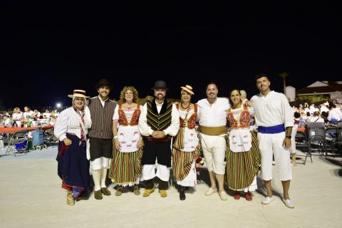 Cena canaria y Baile de magos en Costa Martiánez, Tenerife/ canariasnoticias.es Cena canaria y Baile de magos en Costa Martiánez, Tenerife/ canariasnoticias.es