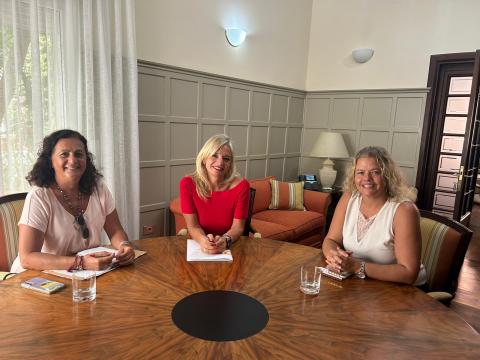 Reunión con el Colegio Oficial de Psicología de Santa Cruz de Tenerife Reunión con el Colegio Oficial de Psicología de Santa Cruz de Tenerife