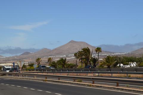 Carretera Arrecife / CanariasNoticias.es 