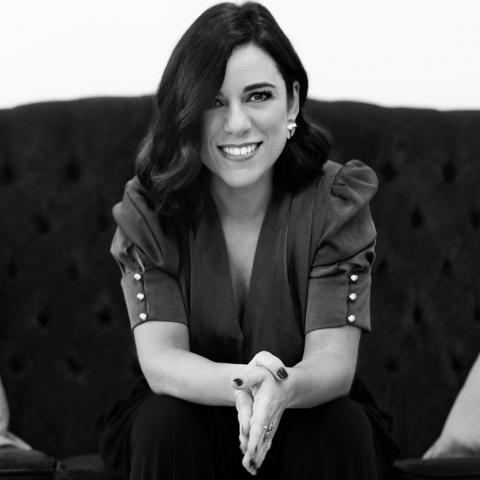 Tânia Oleiro Tânia Oleiro