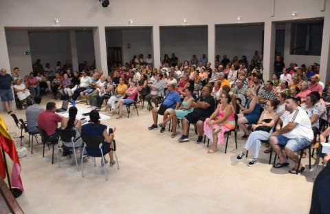 Reunión sobre ayudas a la vivienda / CanariasNoticias.es Reunión sobre ayudas a la vivienda / CanariasNoticias.es