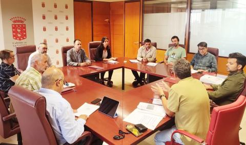 Reunión sobre control de picudín / CanariasNoticias.es Reunión picudín en La Gomera / CanariasNoticias.es