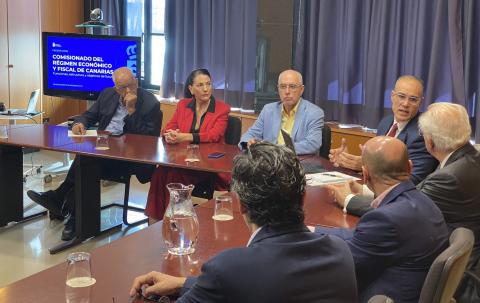 Reunión con el comisionado REF / CanariasNoticias.es Reunión con el comisionado REF / CanariasNoticias.es