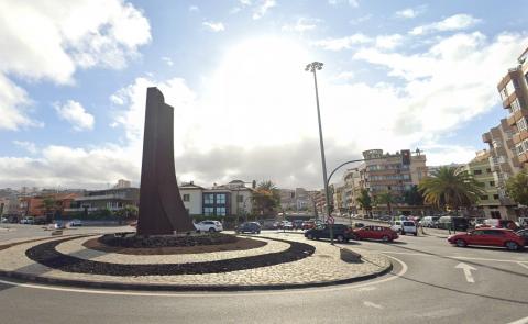 Rotonda del túnel Julio Luengo / CanraiasNoticias.es Rotonda del túnel Julio Luengo / CanraiasNoticias.es