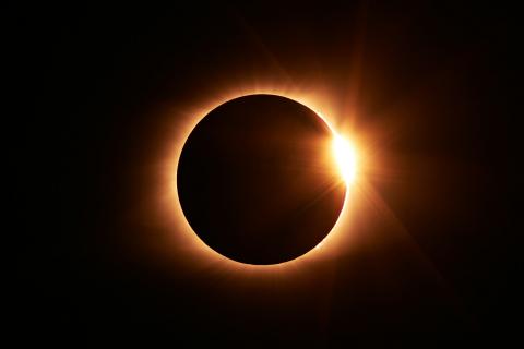 / Jongsun Lee (Unsplash) Eclipse de Sol
