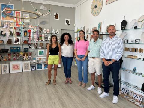 Convenio de colaboración con Artesanos Creativos en Fuerteventura Convenio de colaboración con Artesanos Creativos en Fuerteventura