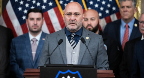 Congresista republicano, Clay Higgins, durante una rueda de prensa, el 15 de mayo de 2024/ canariasnoticias.es Congresista republicano, Clay Higgins, durante una rueda de prensa, el 15 de mayo de 2024/ canariasnoticias.es