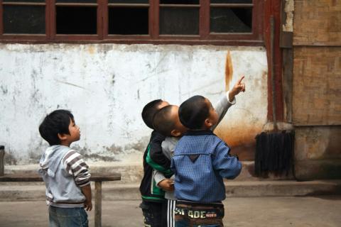 / Ajay Karpur (Unsplash) niños chinos