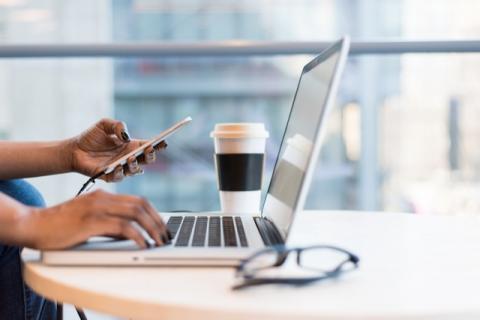 / wocintechchat (Unsplash)