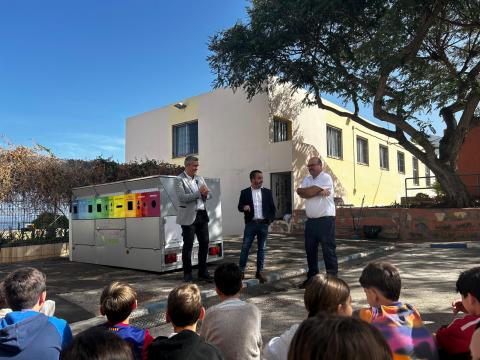 Campaña ‘Mini Puntos Limpios’ / CanariasNoticias.es Campaña ‘Mini Puntos Limpios’ / CanariasNoticias.es