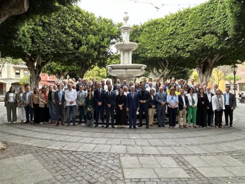 Visita de directores de UNED / CanariasNoticias.es Visita de directores de UNED / CanariasNoticias.es