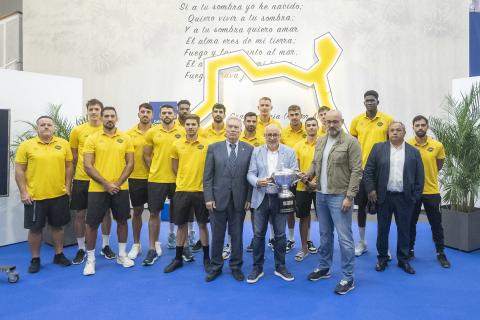 Cabildo de Gran Canaria felicita al CV Guaguas / David Delfour Cabildo de Gran Canaria felicita al CV Guaguas