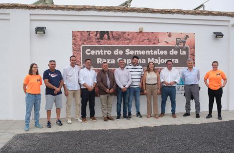 Centro de Sementales de la Raza Caprina Majorera Centro de Sementales de la Raza Caprina Majorera