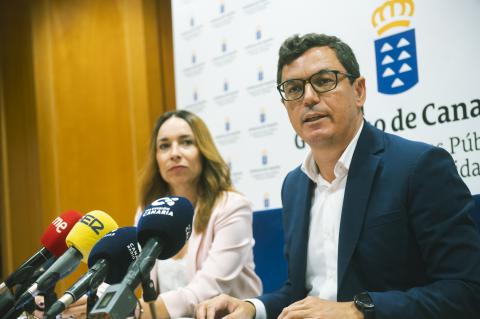 Pablo Rodríguez y Rosana Melián Pablo Rodríguez y Rosana Melián