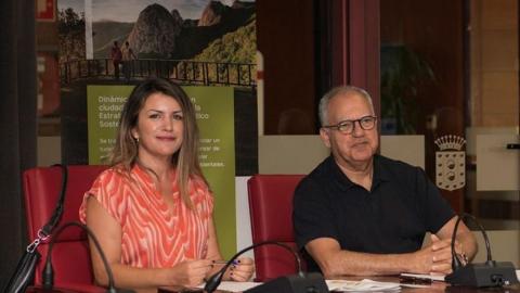 Mª Isabel Méndez y Casimiro Curbelo
